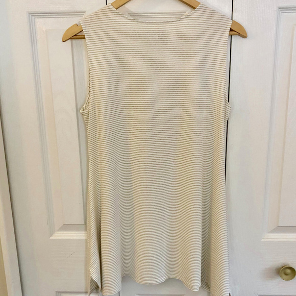 Soft Surroundings Tunic Small - Picture 4 of 5